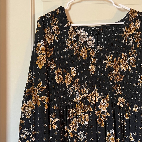 torrid Black Floral Long Sleeve Smocked Midi Dress - Picture 5 of 5